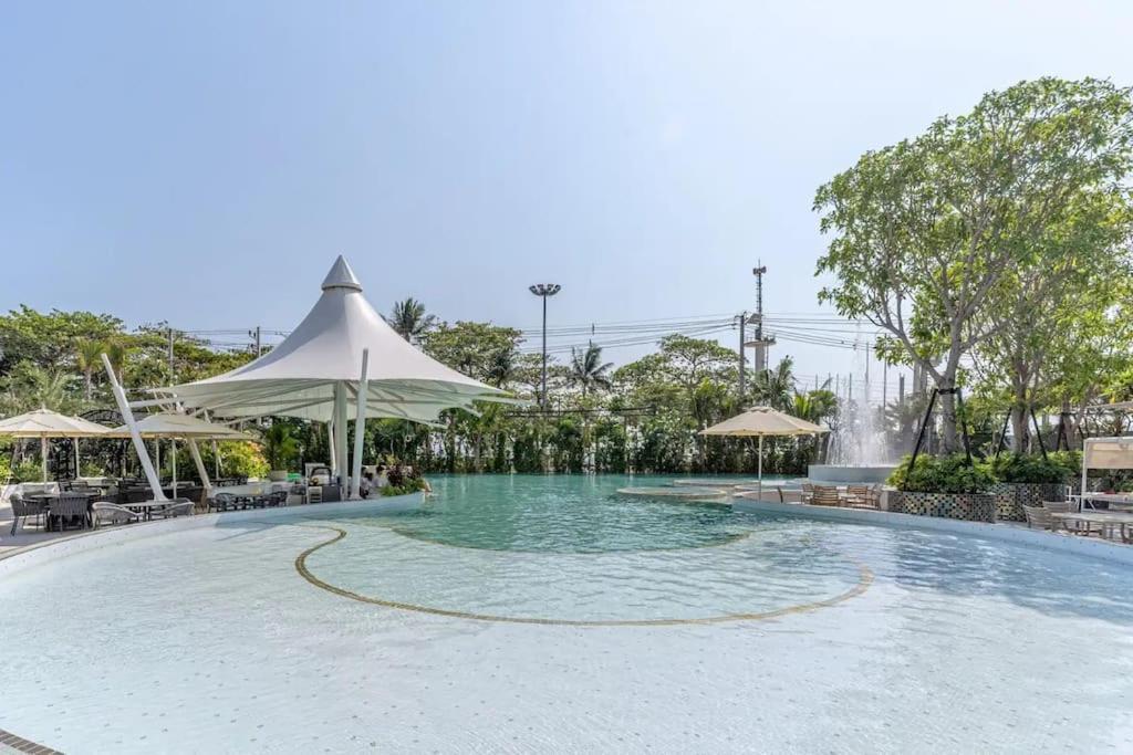 Sea View 5 Star Facilities Luxury Stay At Pattaya Praia de Jomtien Exterior foto