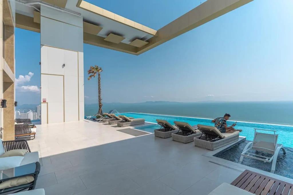 Sea View 5 Star Facilities Luxury Stay At Pattaya Praia de Jomtien Exterior foto